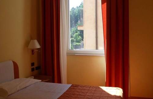 Urbino Hotel | Albergo Italia
