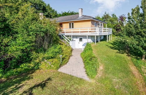 Handrup Strand House | "Albert" - 300m from the sea by Interhome