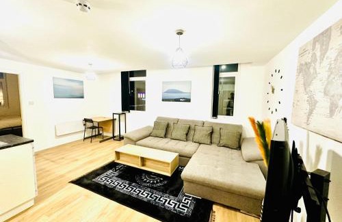 Rusholme Apartment | Albert Inn