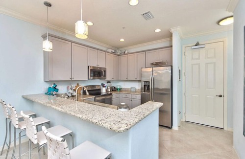 Ole Condo | Albion Vacation Rental at Lely Resort. Charming 3-BR, 2.5-Bathroom Townhome with Coastal Décor. Acces to Pool and Gym. Close to Naples & Marco Island Beaches!