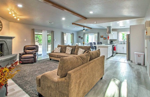Paradise Hills Civic House | Albuquerque Home: Close to Hiking & Old Town!