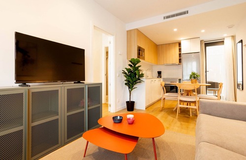 Ciudad Lineal Apartment | Alcala Terrace III apartament in Madrid