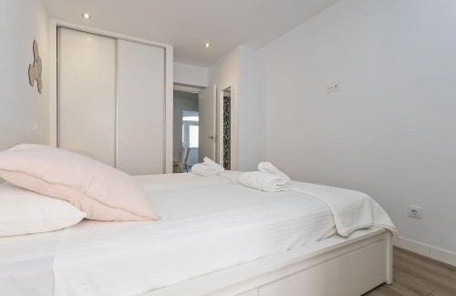 Cotos Apartment | Alcam Castellana La Paz Madrid