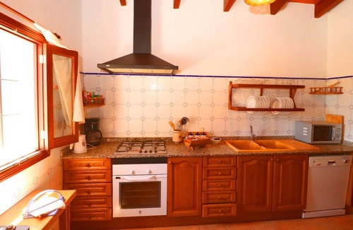 Campos Villa | Alcoraia 408 traditional finca with private pool, terrace, barbecue and air conditioning