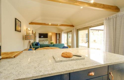 Saxmundham House | Alde Bay Farm - Oyster Catcher
