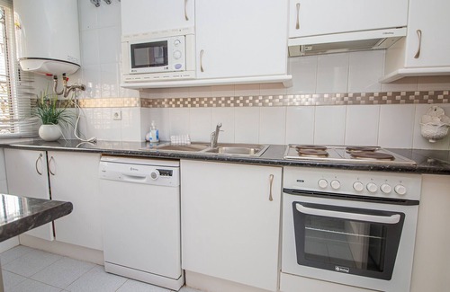 Puerto de la Duquesa Ski Chalet | Aldea Beach Townhouse 153