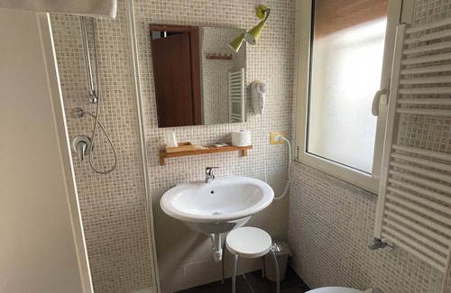 Matera House | Alderi room rentals, rooms with private bathrooms