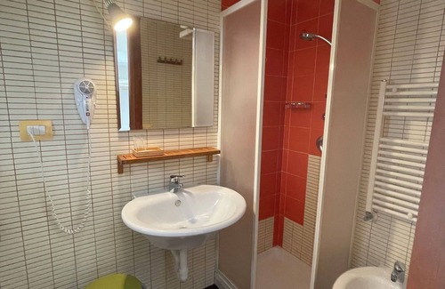 Matera House | Alderi room rentals, rooms with private bathrooms