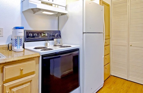 Lynnwood House | Alderwood Nest - Holiday Fun, Relax, Work, Play
