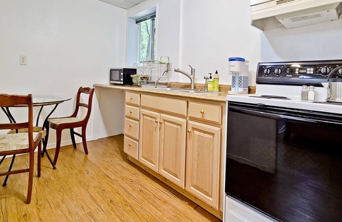 Lynnwood House | Alderwood Nest - Holiday Fun, Relax, Work, Play