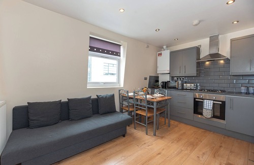 Tower Hill Apartment | Aldgate 3Bed Flat w/FREE WiFi - Shoreditch, Spitafields, Brick Lane, Tower Hill