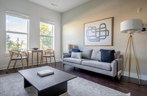 Cambridge Apartment | Alewife 2br w gym wd nr red line BOS-934