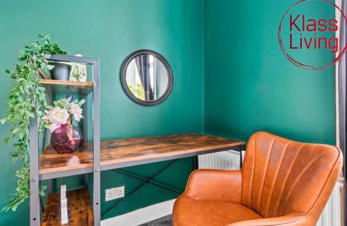 Coatbridge Apartment | Alexander Apartment by Klass Living Coatbridge