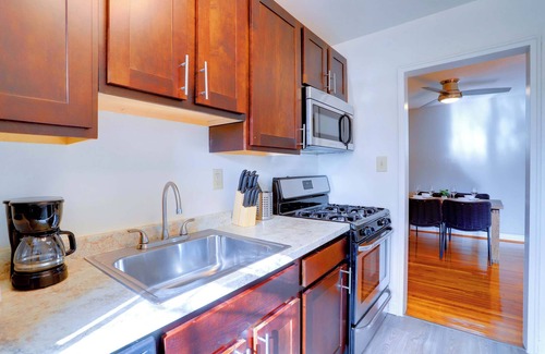 Northeast Alexandria Apartment | Alexandria Executive Apt | Comfort & Convenience