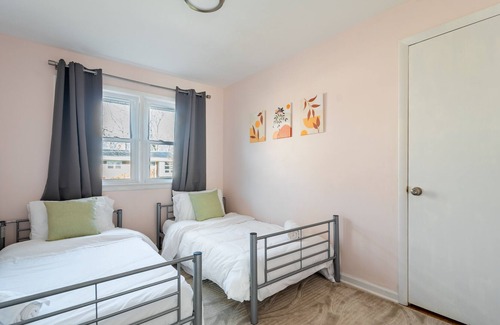 Alexandria West House | Alexandria Retreat | RELAX & FUN