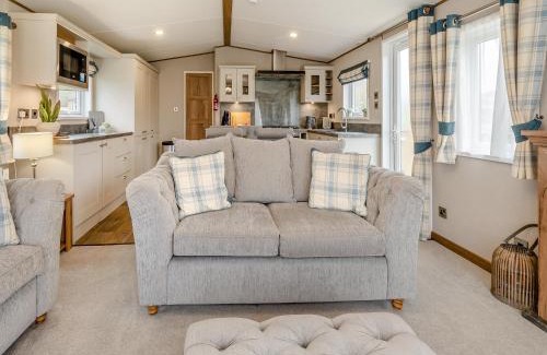 Sewerby House | Alfie - Uk48109