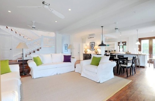 Governor's Harbour House | Alfred House 5 Bedroom Home