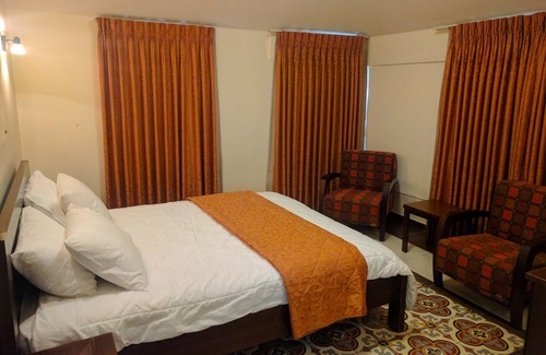 Ramallah Hotel | Alhambra Palace Hotel Suites & Resort
