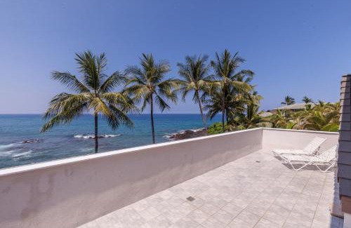 Kailua-Kona House | Ali'i Point Spacious and Private Oceanfont Villa with A/C
