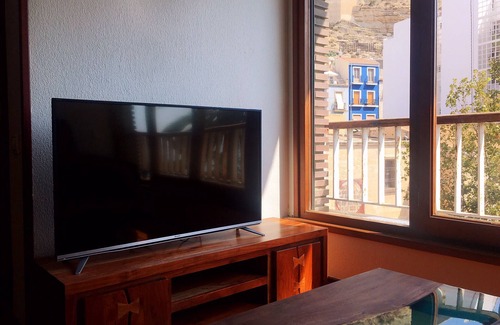Alicante City Centre Apartment | Alicante Beach Center Seaview Luxury Apartment Wifi Air Conditioning
