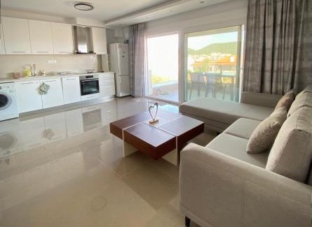Nea Peramos Apartment | Alina's & Alex's Apartments