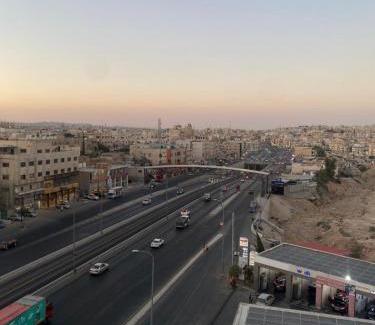 Az-Zarqa Apartment | aljumirah furnished appartments الجميرا للشقق المفروشة