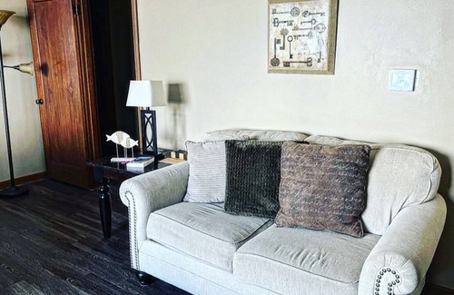 Alki Condo | Alki Beach View Villa