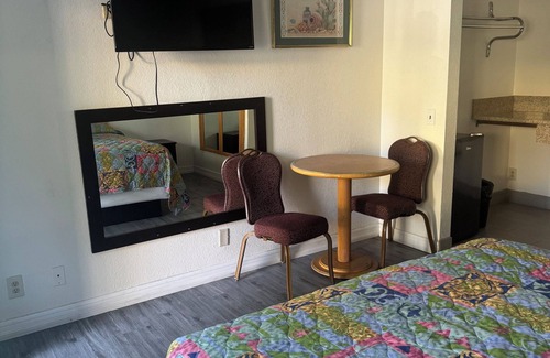 Azusa Hotel | All 8 Motel