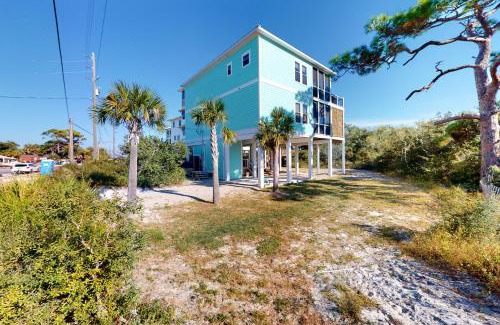 Indian Pass House | All Decked Out