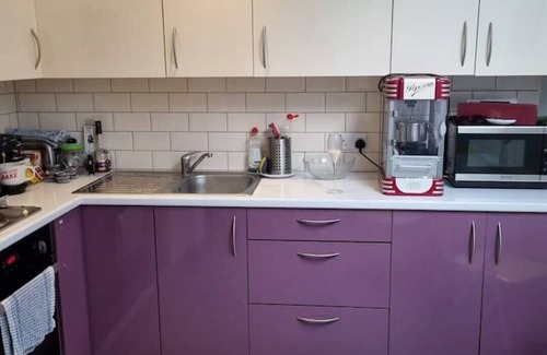 West Kensington Condo | All Inclusive Luxury Chelsea apartment