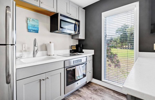 Ocean Ridge Condo | All Inn on Edisto - Cozy Studio Condo Close to Everything