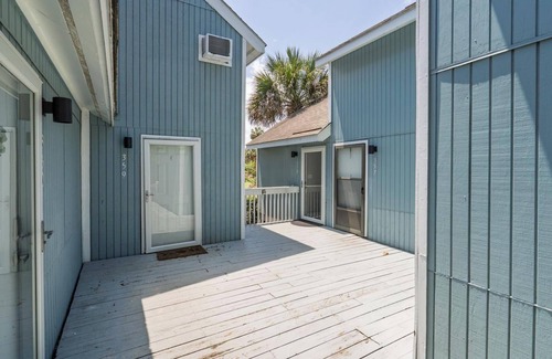 Ocean Ridge Condo | All Inn on Edisto - Cozy Studio Condo Close to Everything