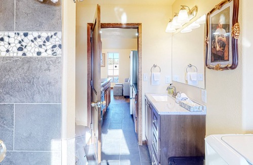 Florissant House | All-new garage conversion apartment with wood stove & washer/dryer
