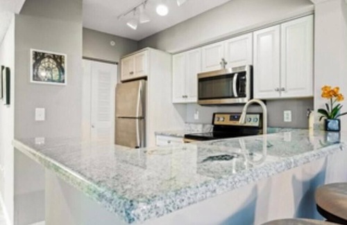 Gifford Condo | All newly furnished condo in beautiful Vero Beach Fl. 1 mile from intercostal