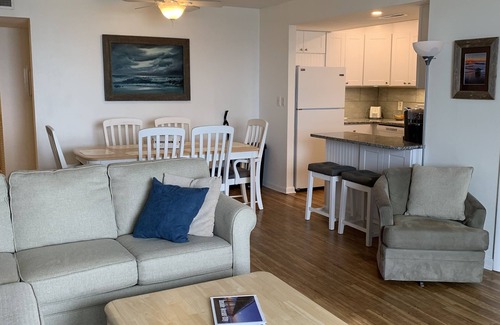 North Ocean City Condo | ALL OPEN DATES DISCOUNTED 10%! Oceanfront Paradise 7th Floor: Linens included!