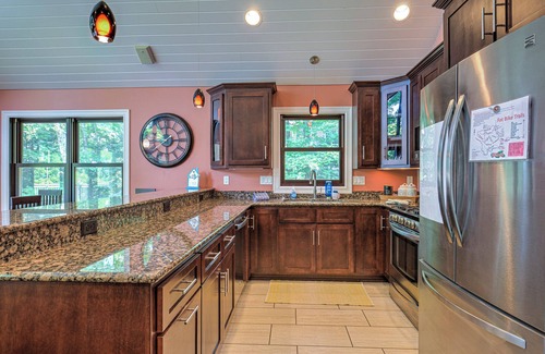 Iron River House | All-Season Retreat – Perfect for ATV, Snowmobiles, Skiing, Hunting, and Fishing