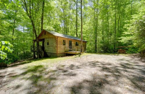 Vein Mountain House | All-Season Sunroom and Hot Tub Marion Cabin Retreat