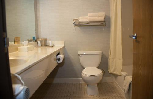 Kalkaska Hotel | All Seasons Resort