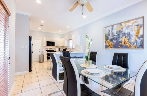 Homestead House | All what you need to enjoy Miami Charming 3-bedroom house in welcoming Homestead