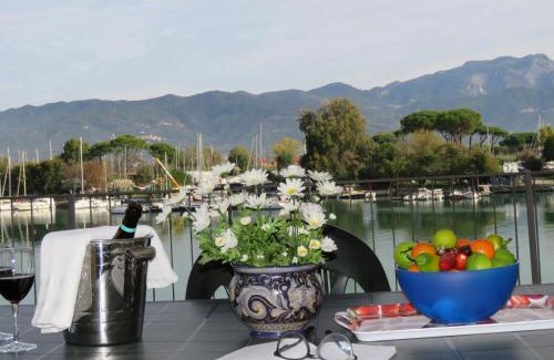 Ameglia Apartment | Alla Foce del Magra - Tra Cinque Terre e Forte dei Marmi con posto barca