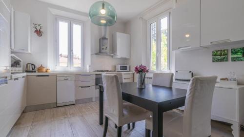 San Faustino-Madonnina-Quattroville Apartment | Alle Farfalle - Affitti Brevi Italia