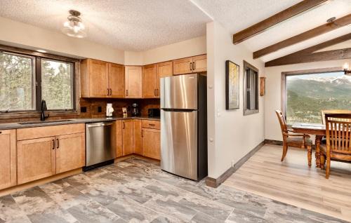 Windcliff Estates House | Alleman North Condominium 3 Bedroom condo