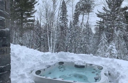 Morin Heights House | Allen Falls, chalet avec spa