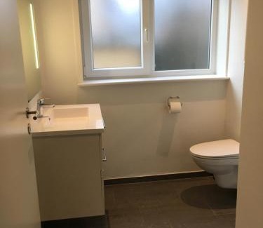 Tjaereborg Apartment | Allerupvej st tv 007