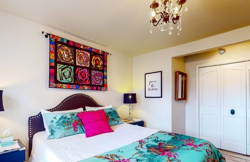 Enterprise Apartment | Alley Cat Flat | Apartment in Enterprise