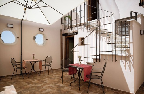 Terracina House | Alley effe| Petra: Corner of paradise in the heart of the historic center