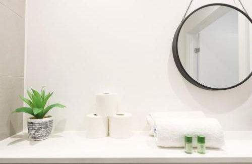 Bristol City Centre Apartment | Alliance House - Hopewell