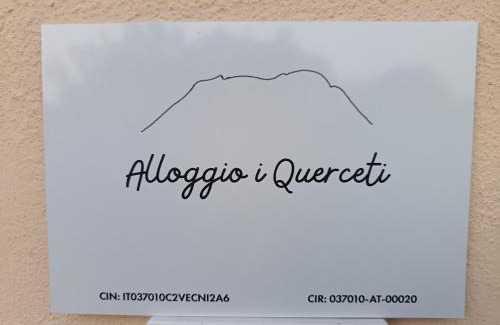 Burzanella Apartment | Alloggio i querceti