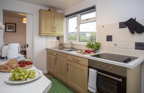 Llanfair Cottage | Allt y Mor