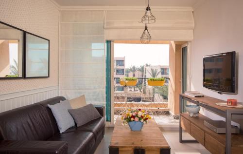Caesarea Apartment | Alma